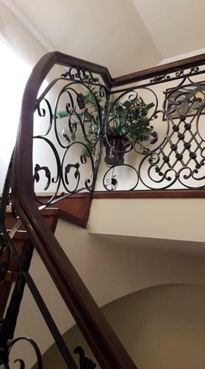 Casa Mona Villa Oradea Exteriör bild